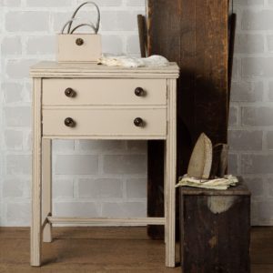 CATHEDRAL-TAUPE-MIDDLE b