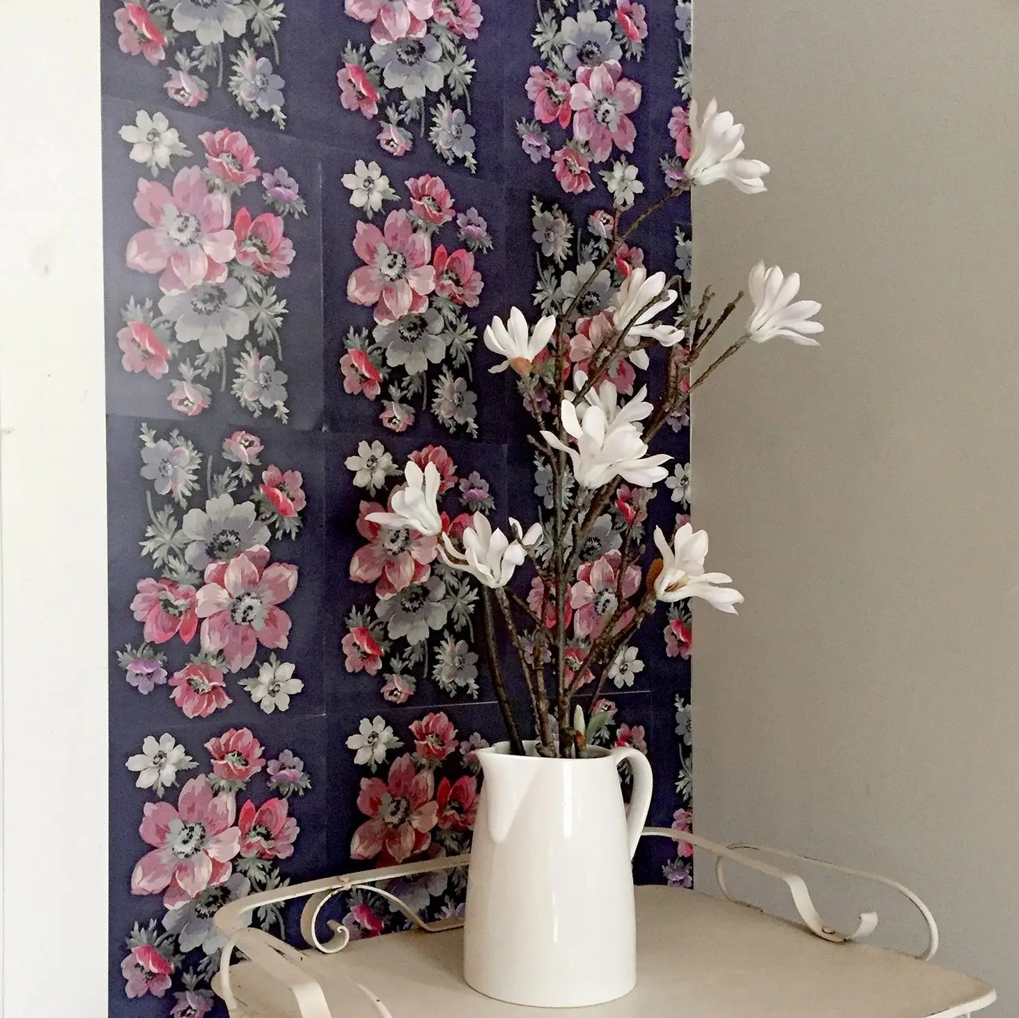 "Lily's Florals" esiliisteröity palatapetti (paketti) - Image 3