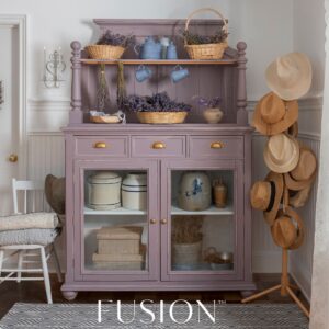 Fusion_Mineral_Paint_Lavender_Haze_Hutch_WR_240924_8100663-Edit b